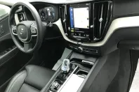 Volvo XC60 din 2021 cu 13.700 km - oferta VOL136897 - foto 12