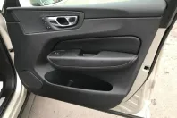 Volvo XC60 din 2021 cu 13.700 km - oferta VOL136897 - foto 23