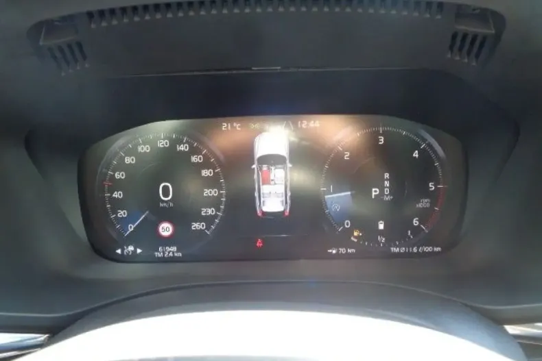 Volvo XC60 din 2021 cu 61.000 km - oferta VOL136898 - foto 10