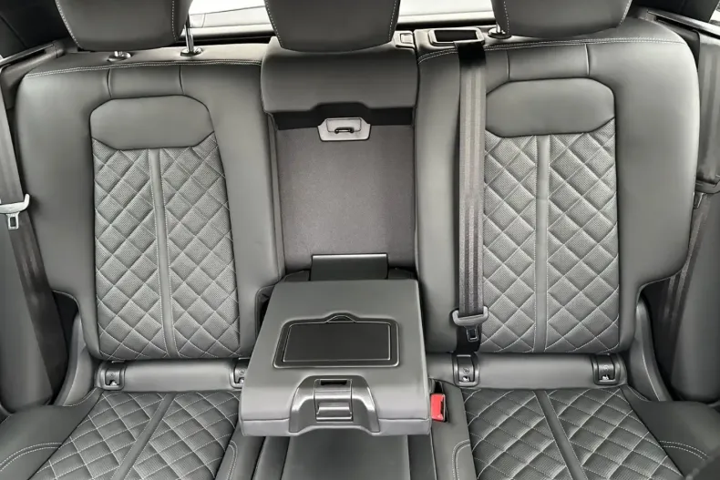 Audi Q8 din 2024 cu 1.200 km - oferta AUD136905 - foto 25