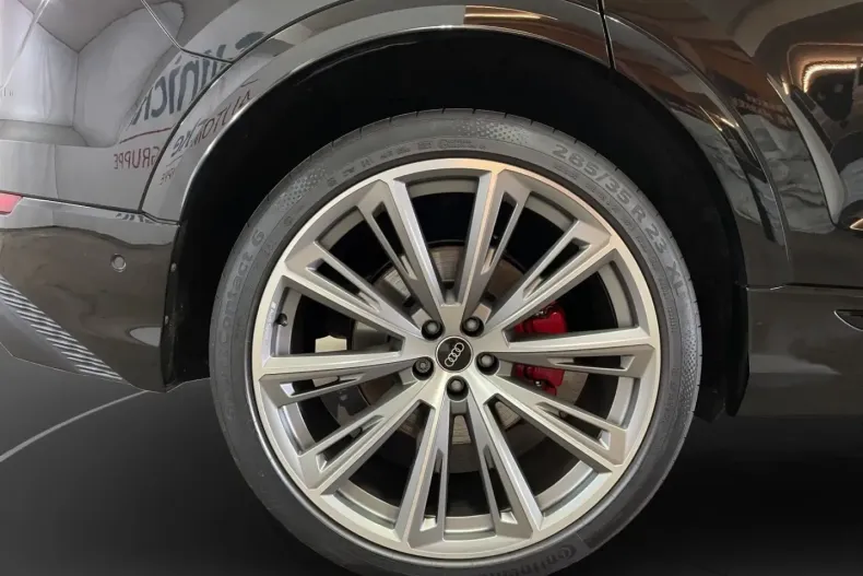 Audi Q8 din 2024 cu 24.680 km - oferta AUD136907 - foto 16