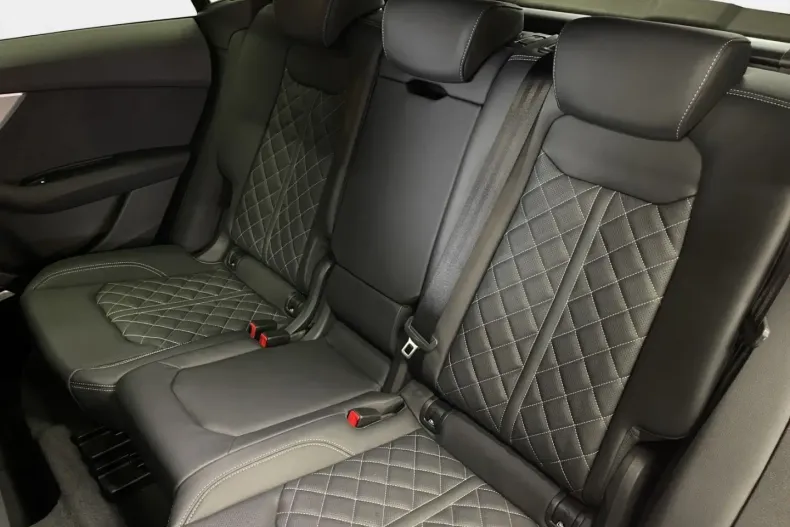 Audi Q8 din 2024 cu 24.680 km - oferta AUD136907 - foto 20