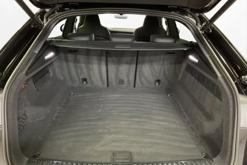 Audi Q8 din 2024 cu 24.680 km - oferta AUD136907 - foto 24