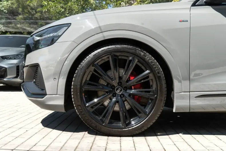 Audi Q8 din 2023 cu 54.000 km - oferta AUD136908 - foto 8