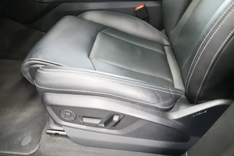 Audi Q8 din 2024 cu 29.650 km - oferta AUD136910 - foto 19