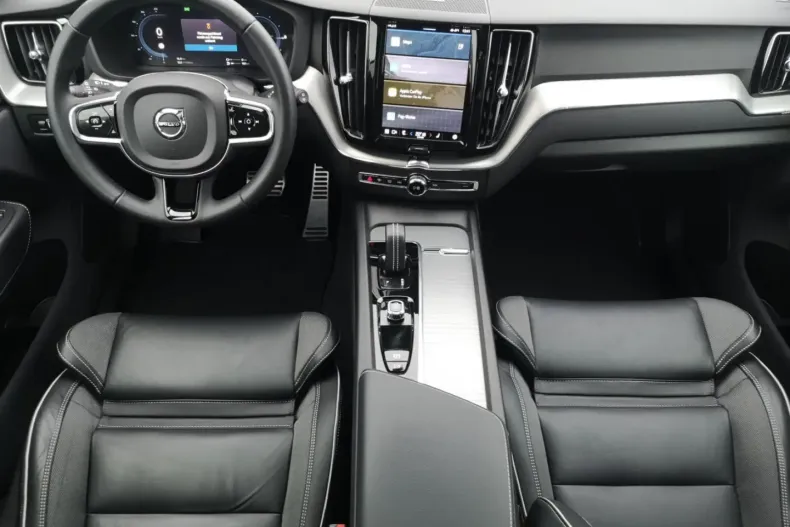 Volvo XC60 din 2021 cu 40.685 km - oferta VOL136911 - foto 17
