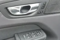 Volvo XC60 din 2021 cu 40.685 km - oferta VOL136911 - foto 18