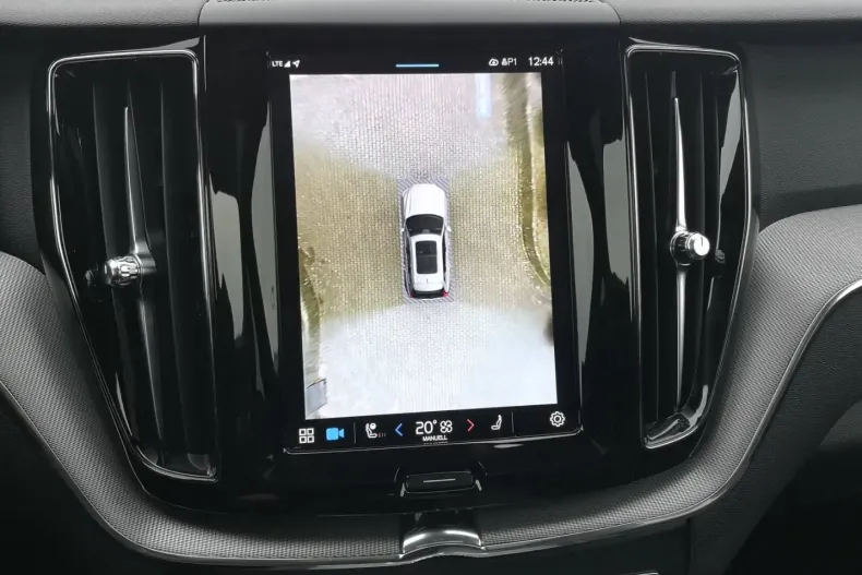 Volvo XC60 din 2021 cu 40.685 km - oferta VOL136911 - foto 27