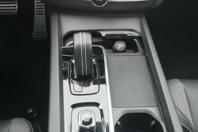 Volvo XC60 din 2021 cu 40.685 km - oferta VOL136911 - foto 29