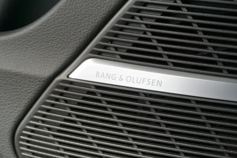 Audi Q8 din 2023 cu 31.400 km - oferta AUD136915 - foto 29