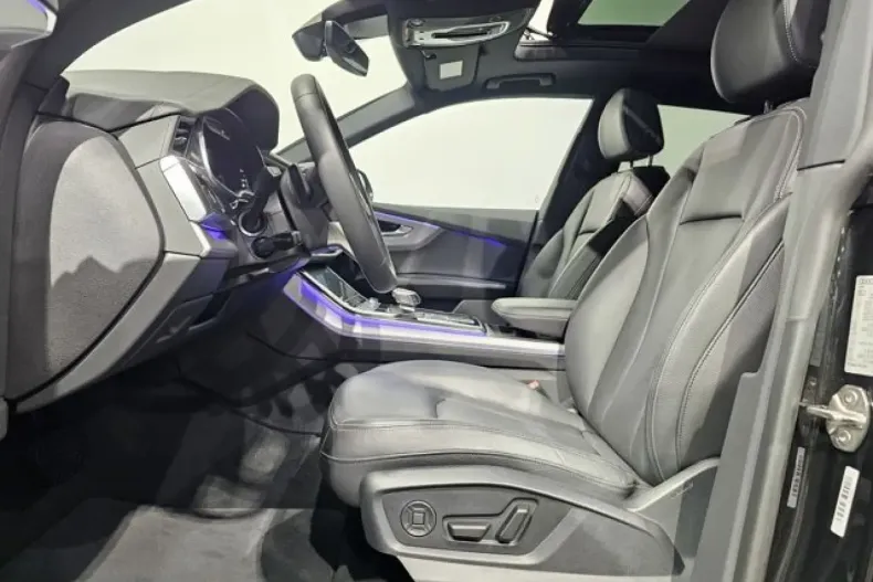 Audi Q8 din 2025 cu 19.990 km - oferta AUD136916 - foto 13