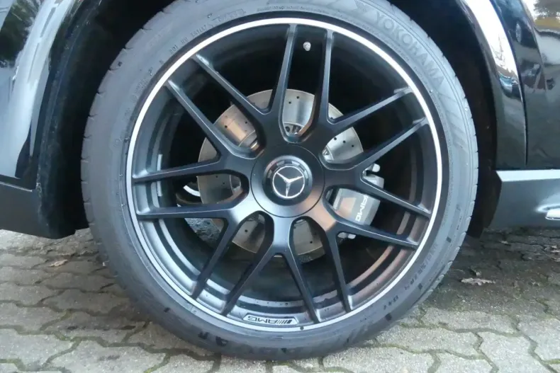 Mercedes-Benz GLE 53 AMG din 2024 cu 9.500 km - oferta MER136922 - foto 11