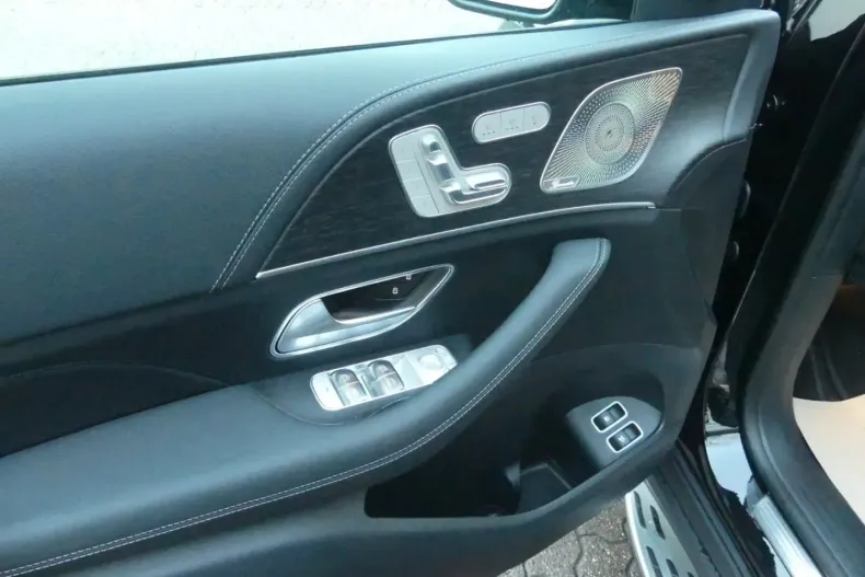 Mercedes-Benz GLE 53 AMG din 2024 cu 9.500 km - oferta MER136922 - foto 16