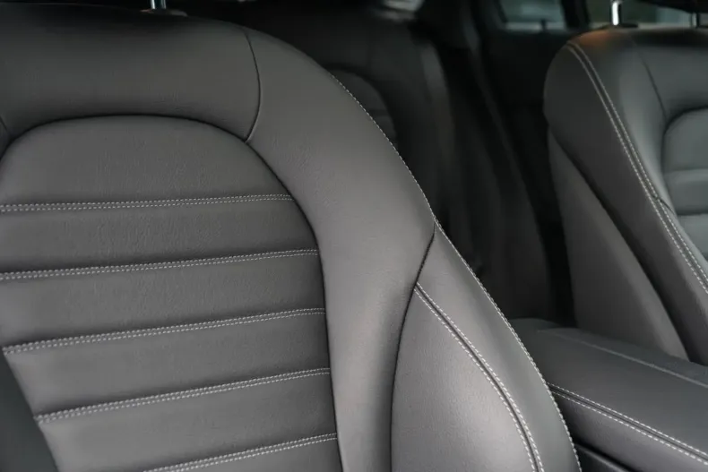 Mercedes-Benz GLC 400 din 2021 cu 41.500 km - oferta MER136926 - foto 22