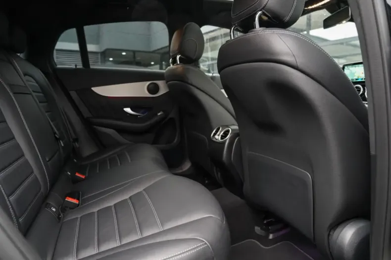 Mercedes-Benz GLC 400 din 2021 cu 41.500 km - oferta MER136926 - foto 24