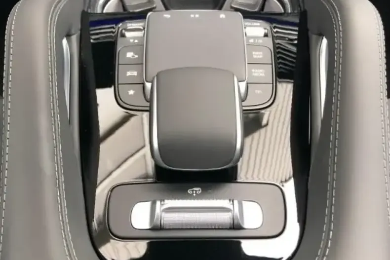 Mercedes-Benz GLE 53 AMG din 2024 cu 17.722 km - oferta MER136930 - foto 19