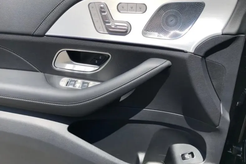 Mercedes-Benz GLE 53 AMG din 2023 cu 33.133 km - oferta MER136937 - foto 20