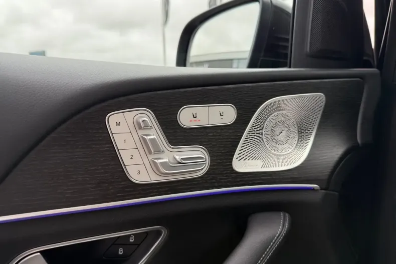 Mercedes-Benz GLE 300 din 2024 cu 15.660 km - oferta MER136976 - foto 18