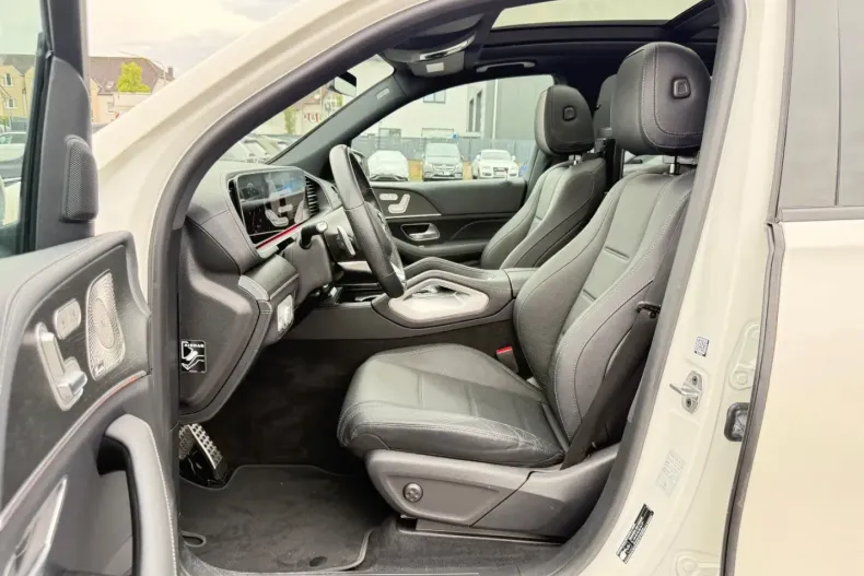 Mercedes-Benz GLE 400 din 2023 cu 42.660 km - oferta MER136986 - foto 9