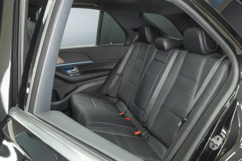 Mercedes-Benz GLE 450 din 2024 cu 13.878 km - oferta MER136997 - foto 16