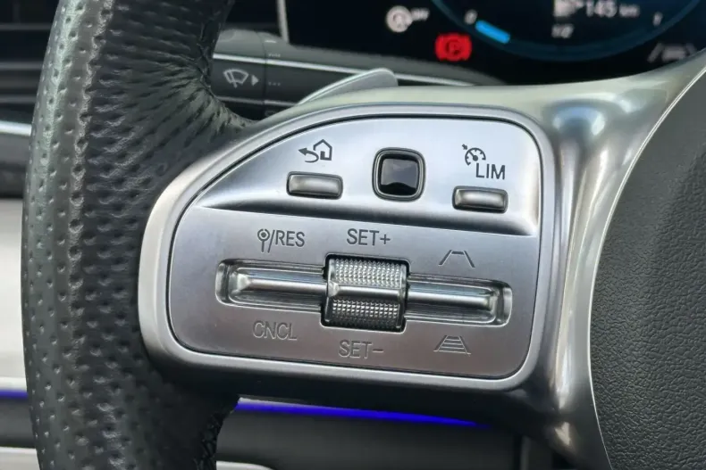 Mercedes-Benz GLE 400 din 2023 cu 21.220 km - oferta MER136999 - foto 10