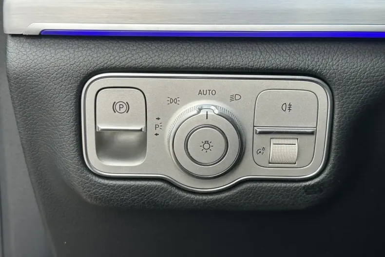 Mercedes-Benz GLE 400 din 2023 cu 21.220 km - oferta MER136999 - foto 14