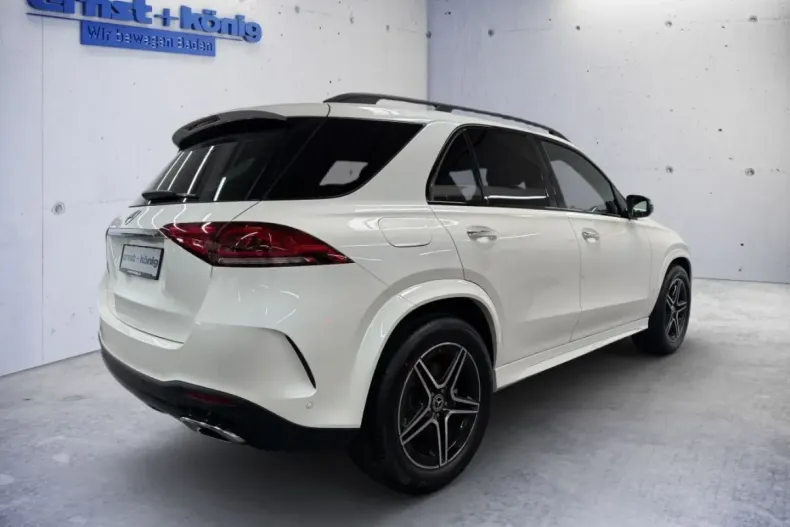 Mercedes-Benz GLE 400 din 2023 cu 20.220 km - oferta MER137000 - foto 3