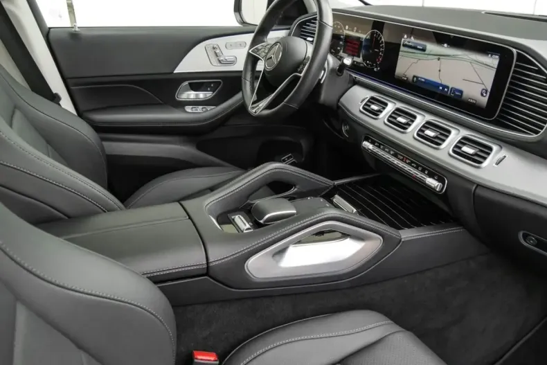 Mercedes-Benz GLE 400 din 2024 cu 25.838 km - oferta MER137003 - foto 4