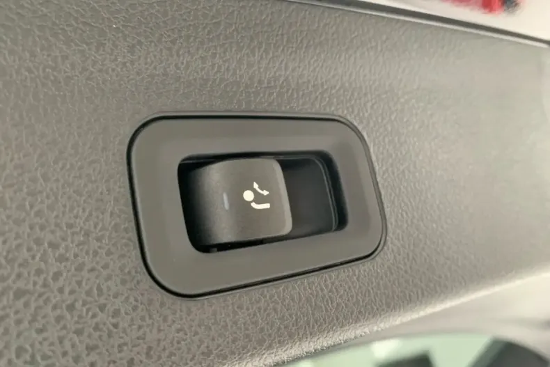 Mercedes-Benz GLE 300 din 2024 cu 12.363 km - oferta MER137004 - foto 13