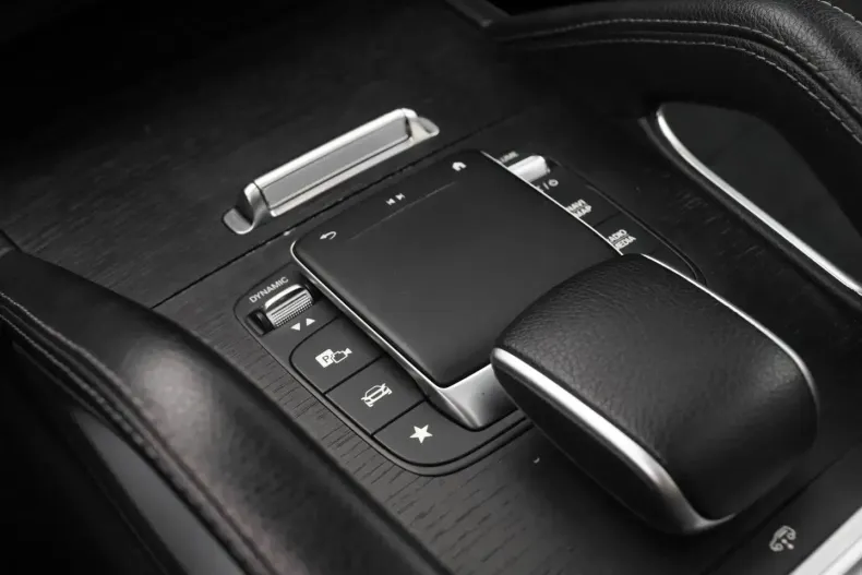 Mercedes-Benz GLE 350 din 2023 cu 60.642 km - oferta MER137029 - foto 17