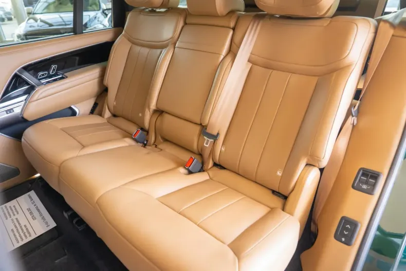 Land Rover Range Rover din 2024 cu 46.830 km - oferta LAN137031 - foto 23