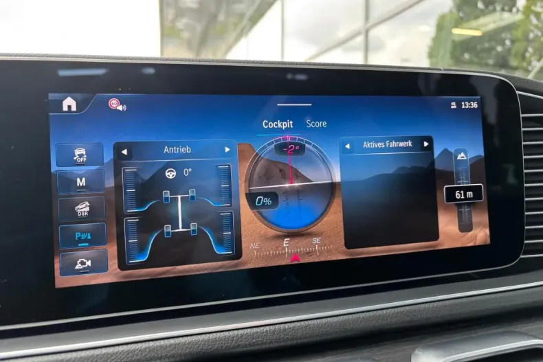 Mercedes-Benz GLE 300 din 2024 cu 16.000 km - oferta MER137033 - foto 18