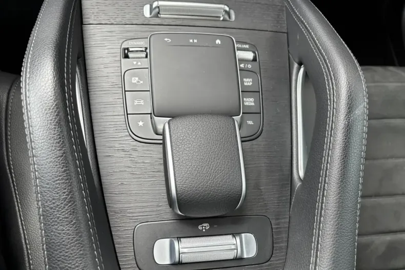 Mercedes-Benz GLE 300 din 2024 cu 16.000 km - oferta MER137033 - foto 26