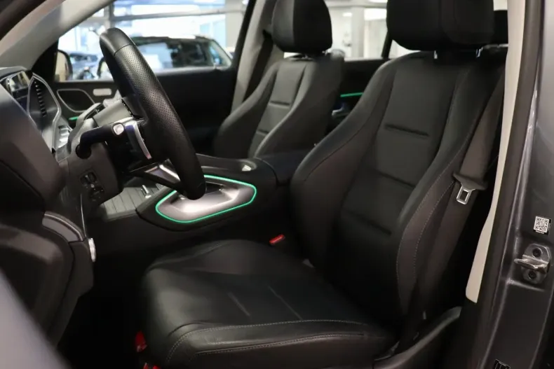 Mercedes-Benz GLE 400 din 2024 cu 13.800 km - oferta MER137036 - foto 10