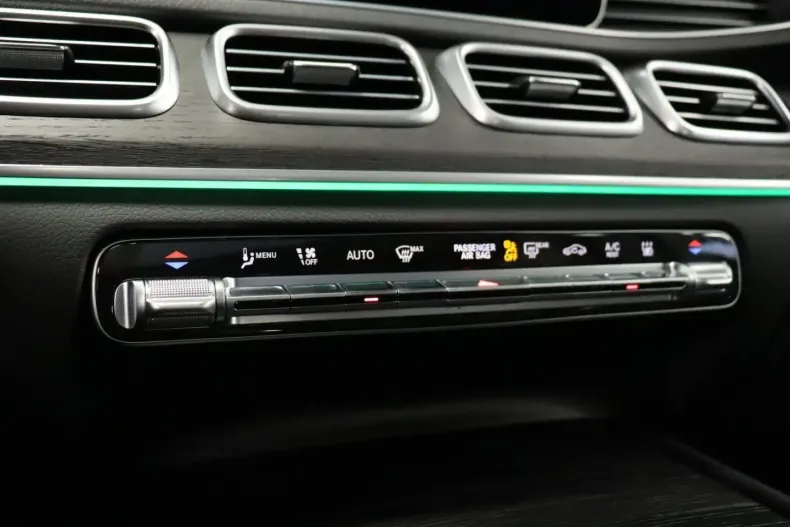 Mercedes-Benz GLE 400 din 2024 cu 13.800 km - oferta MER137036 - foto 13