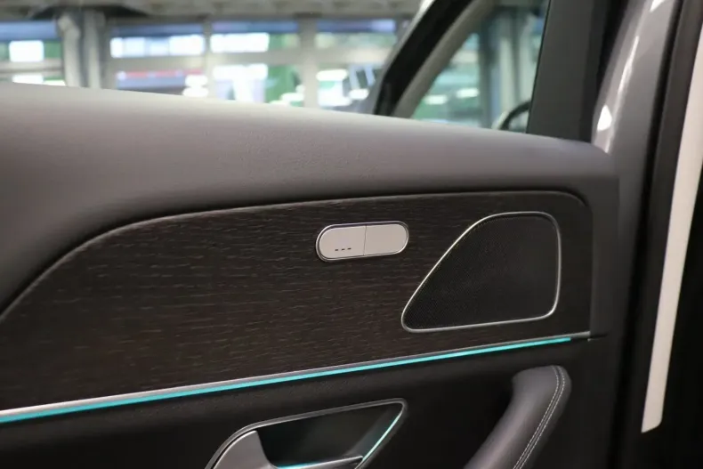 Mercedes-Benz GLE 400 din 2024 cu 13.800 km - oferta MER137036 - foto 18