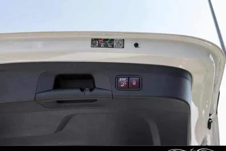 Mercedes-Benz GLE 300 din 2024 cu 19.750 km - oferta MER137038 - foto 8