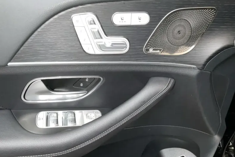 Mercedes-Benz GLE 300 din 2024 cu 21.472 km - oferta MER137044 - foto 14