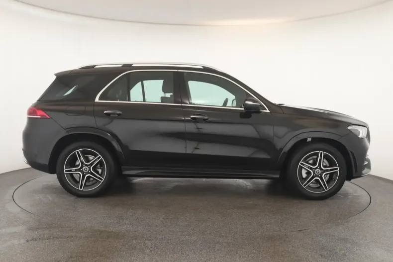 Mercedes-Benz GLE 300 din 2024 cu 29.600 km - oferta MER137051 - foto 6