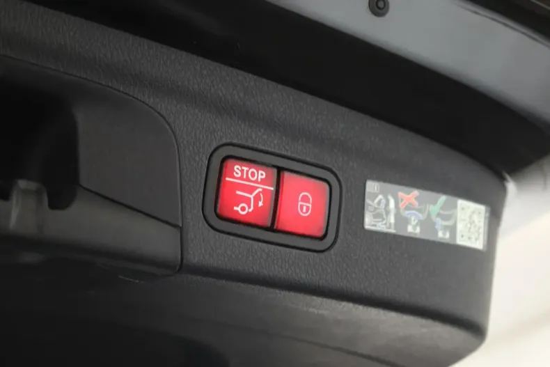 Mercedes-Benz GLE 300 din 2024 cu 29.600 km - oferta MER137051 - foto 7