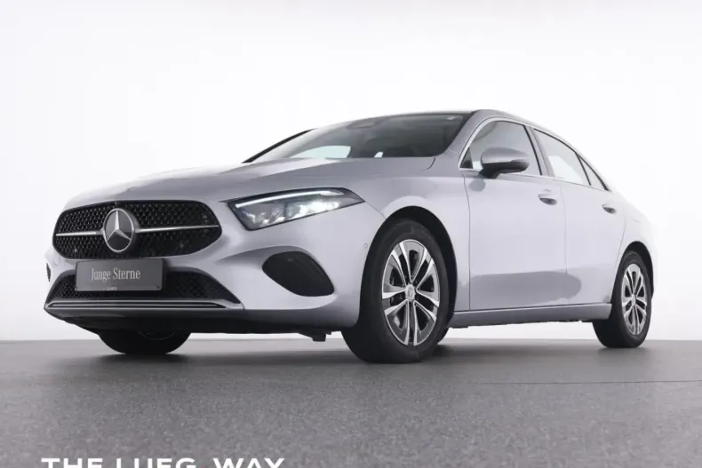 Mercedes-Benz A 200 din 2024 cu 9.721 km - oferta MER137059 - foto 6