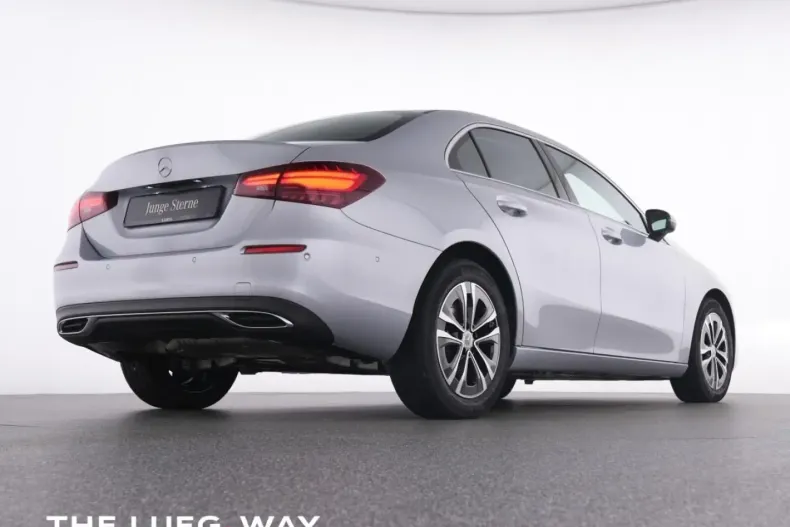 Mercedes-Benz A 200 din 2024 cu 9.721 km - oferta MER137059 - foto 7