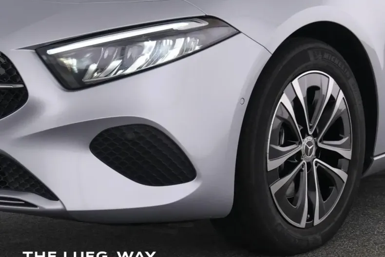 Mercedes-Benz A 200 din 2024 cu 9.721 km - oferta MER137059 - foto 8