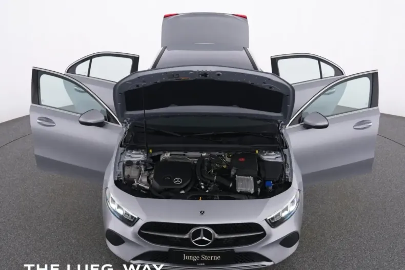 Mercedes-Benz A 200 din 2024 cu 9.721 km - oferta MER137059 - foto 12