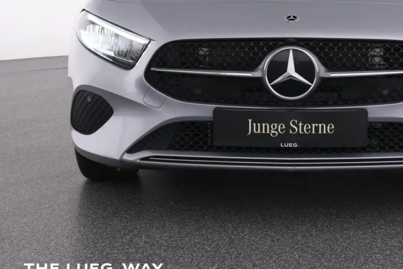 Mercedes-Benz A 200 din 2024 cu 9.721 km - oferta MER137059 - foto 16