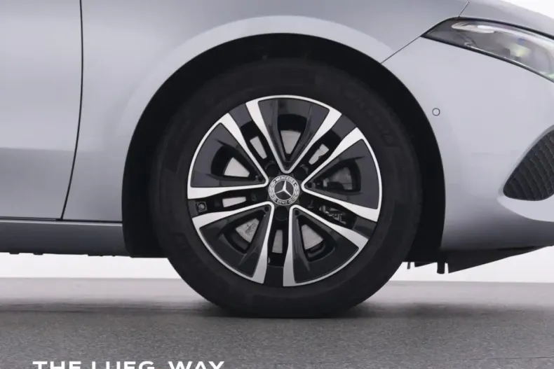 Mercedes-Benz A 200 din 2024 cu 9.721 km - oferta MER137059 - foto 21