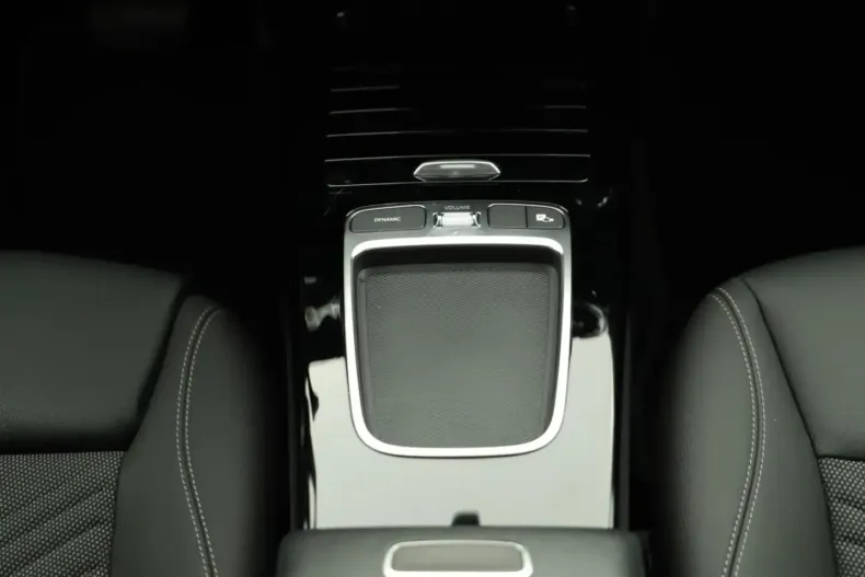 Mercedes-Benz A 180 din 2024 cu 3.500 km - oferta MER137060 - foto 7