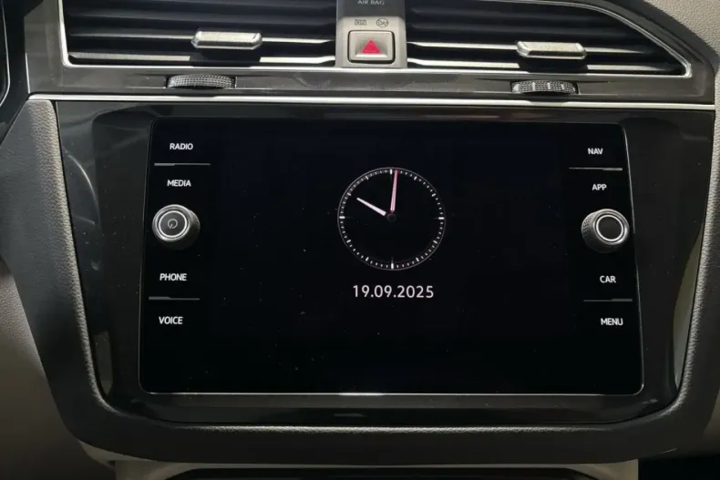 Volkswagen Tiguan din 2021 cu 75.685 km - oferta VOL137064 - foto 12