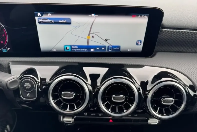 Mercedes-Benz A 180 din 2024 cu 11.959 km - oferta MER137065 - foto 4