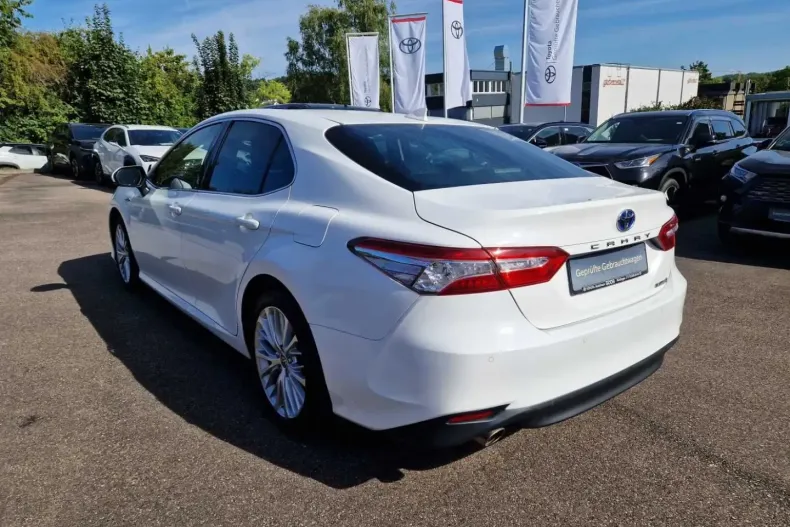 Toyota Camry din 2021 cu 53.562 km - oferta TOY137070 - foto 6